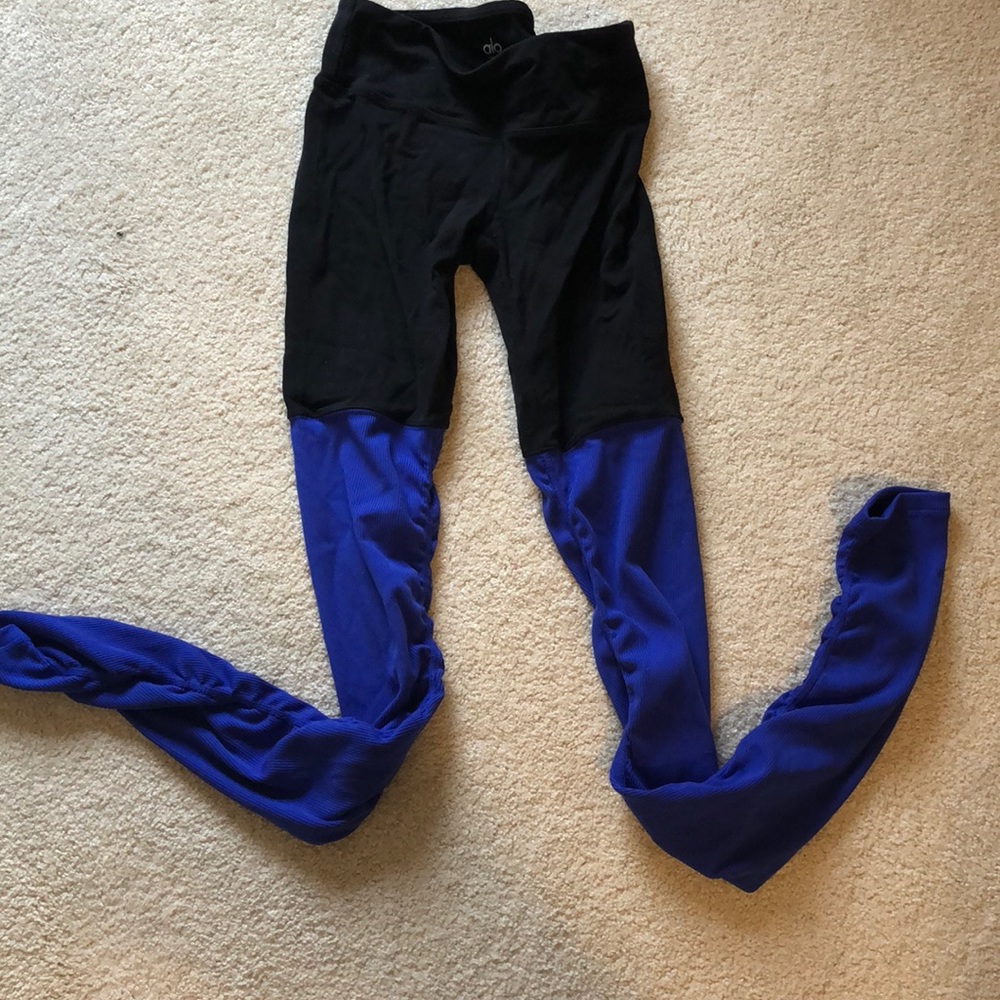 ALO size M Barre Leggings.  Over the heel.